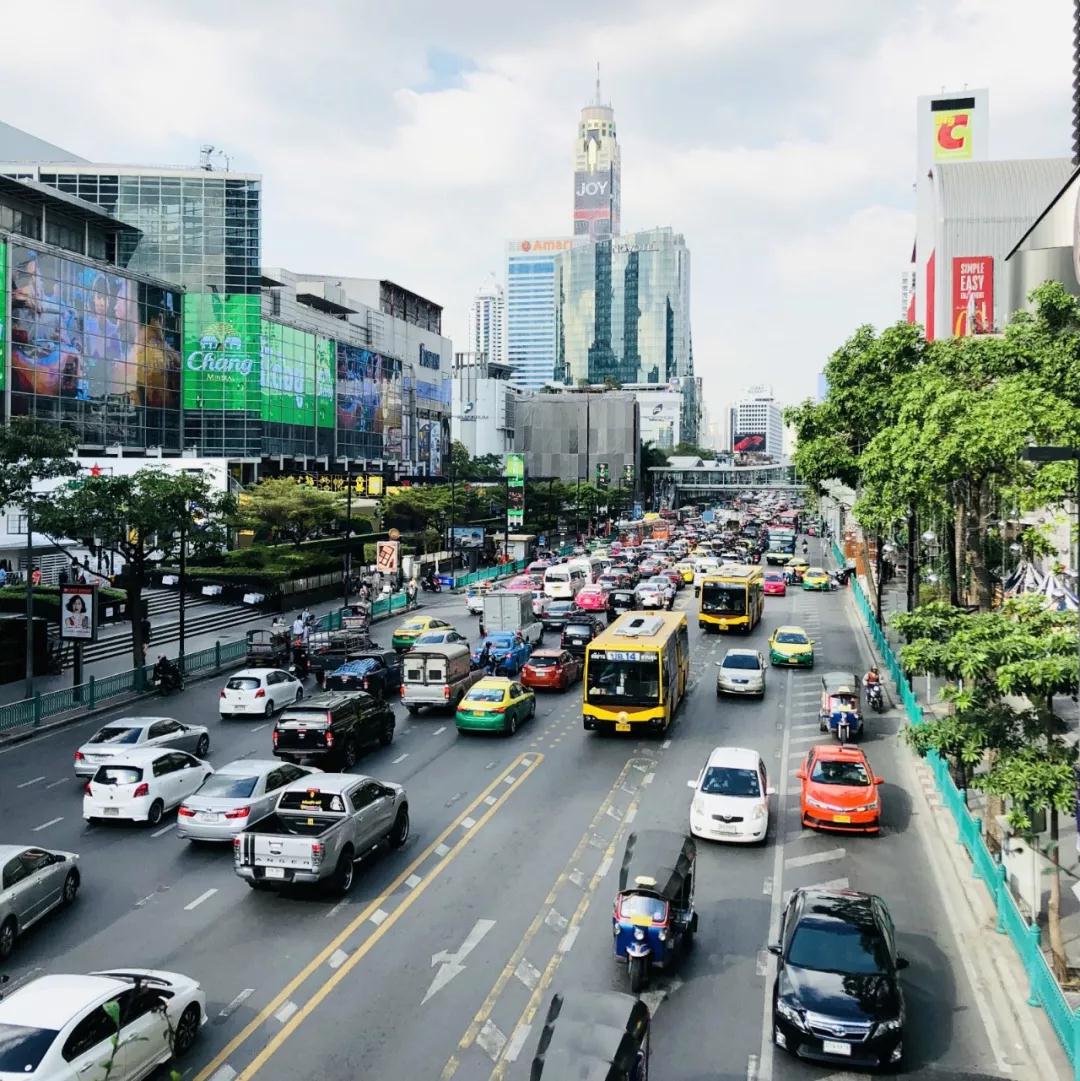 [熱門推薦]泰國(guó)除了好吃好玩好享受，還有好教育好投資值得您來(lái)pick！