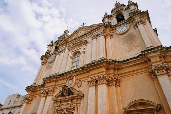 [熱門推薦]不想坐“移民監(jiān)”的人，最后都移民哪些國家？