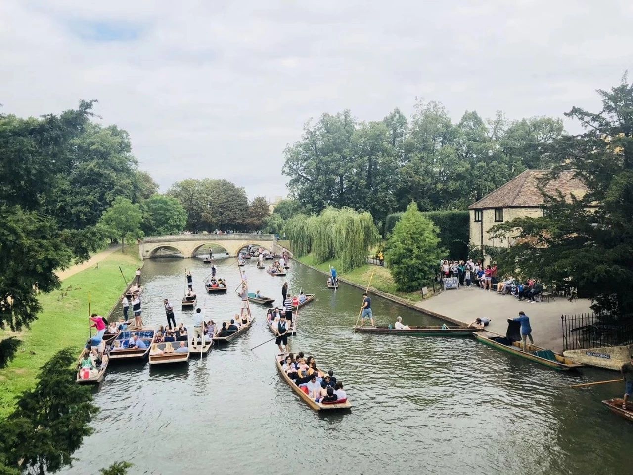 讓子女告別教育獨(dú)木橋，從選擇一國(guó)身份開(kāi)始！