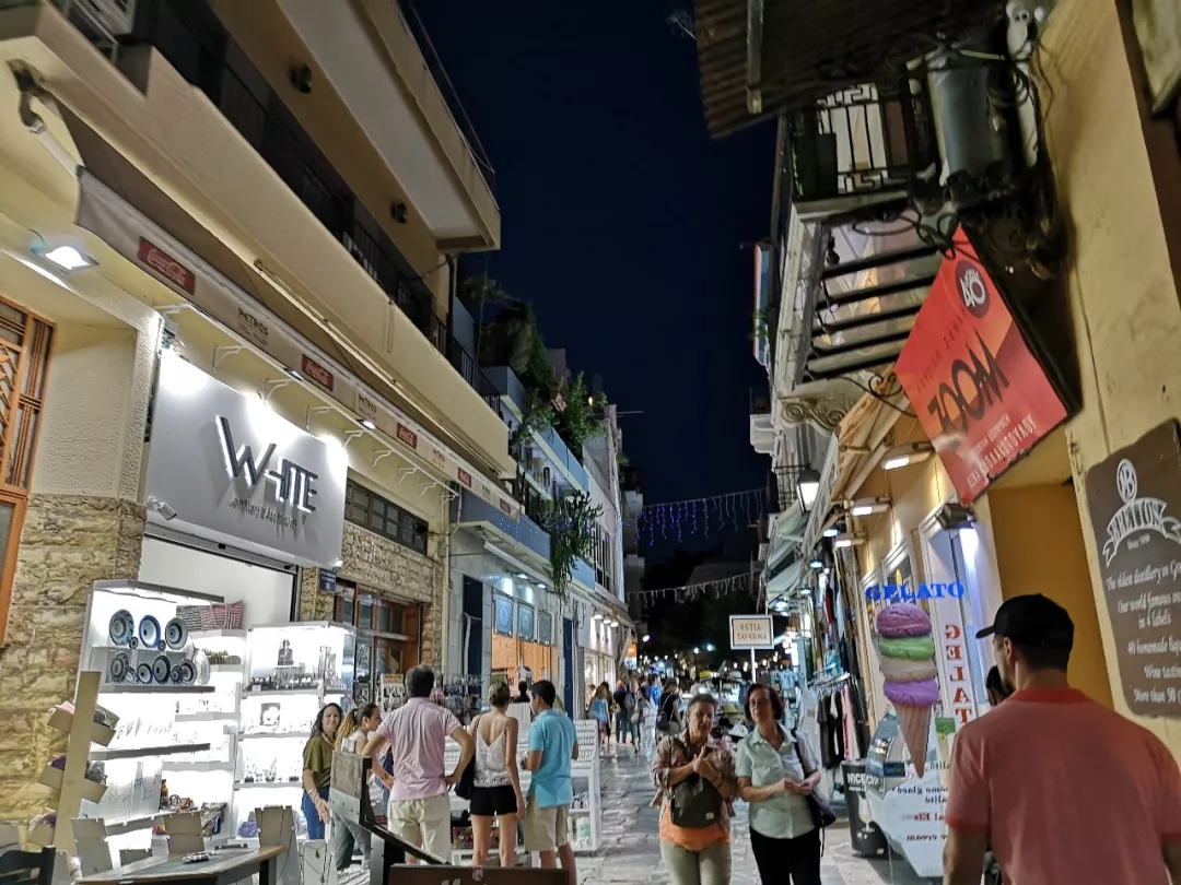 移民希臘不能工作,中國人通常做什么生意?