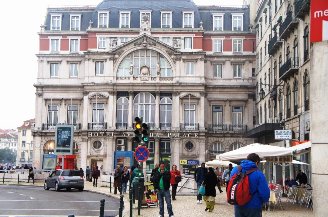 葡萄牙移民申請永居身份時，要考的葡語A2考試是怎么樣的？