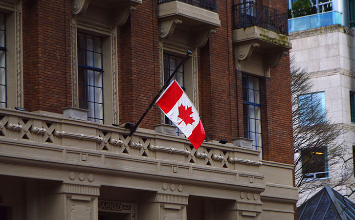 擁有香港身份，移民加拿大將變得更加容易？