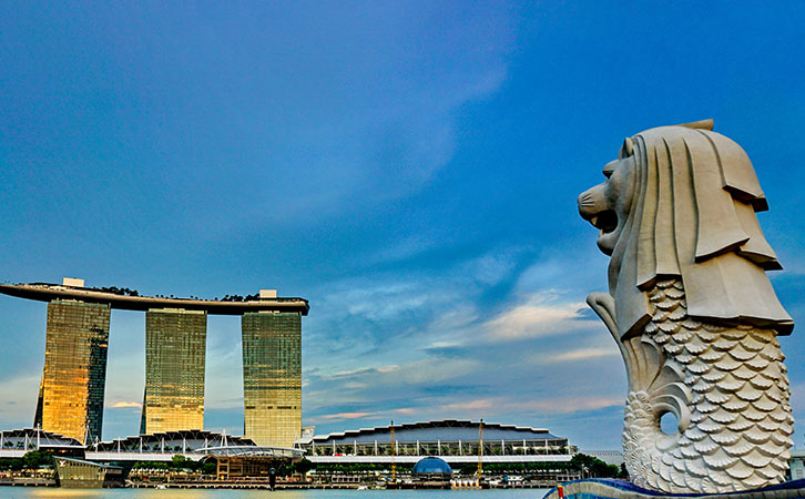 “獅城”新加坡VS“東方之珠”香港，您會(huì)怎么選？