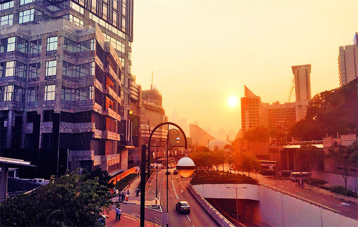 從小漁村到濠江流彩的世界都市，在澳門生活是一種什么體驗？