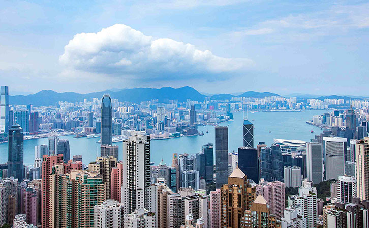 赴港讀書也能拿香港身份？這個移居香港的方式一舉三得！