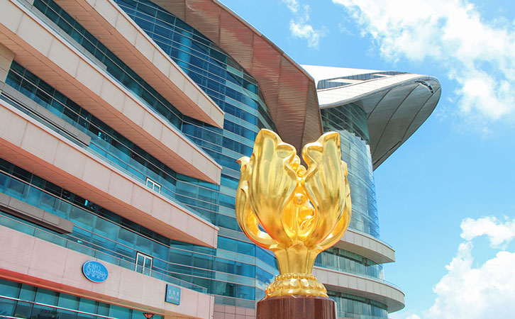 2022年香港優(yōu)才配額大幅提升，要不要放棄“專才”沖一沖？