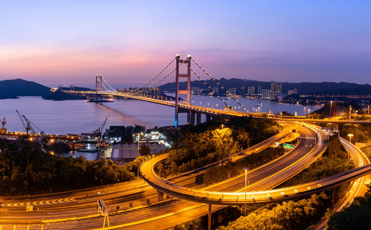 申請香港永居身份縮短至4年？為了吸引更多人，現(xiàn)在香港有多“拼”？