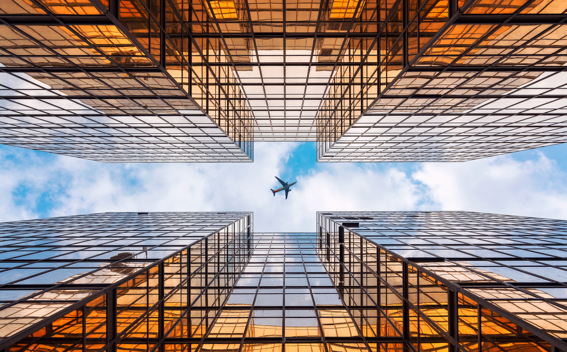 粵深同意香港通關(guān)“逆向隔離”新方案，還有這些好消息！