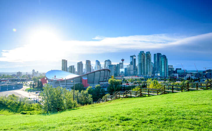 官方“告訴您”，什么人移民加拿大后工資更高？