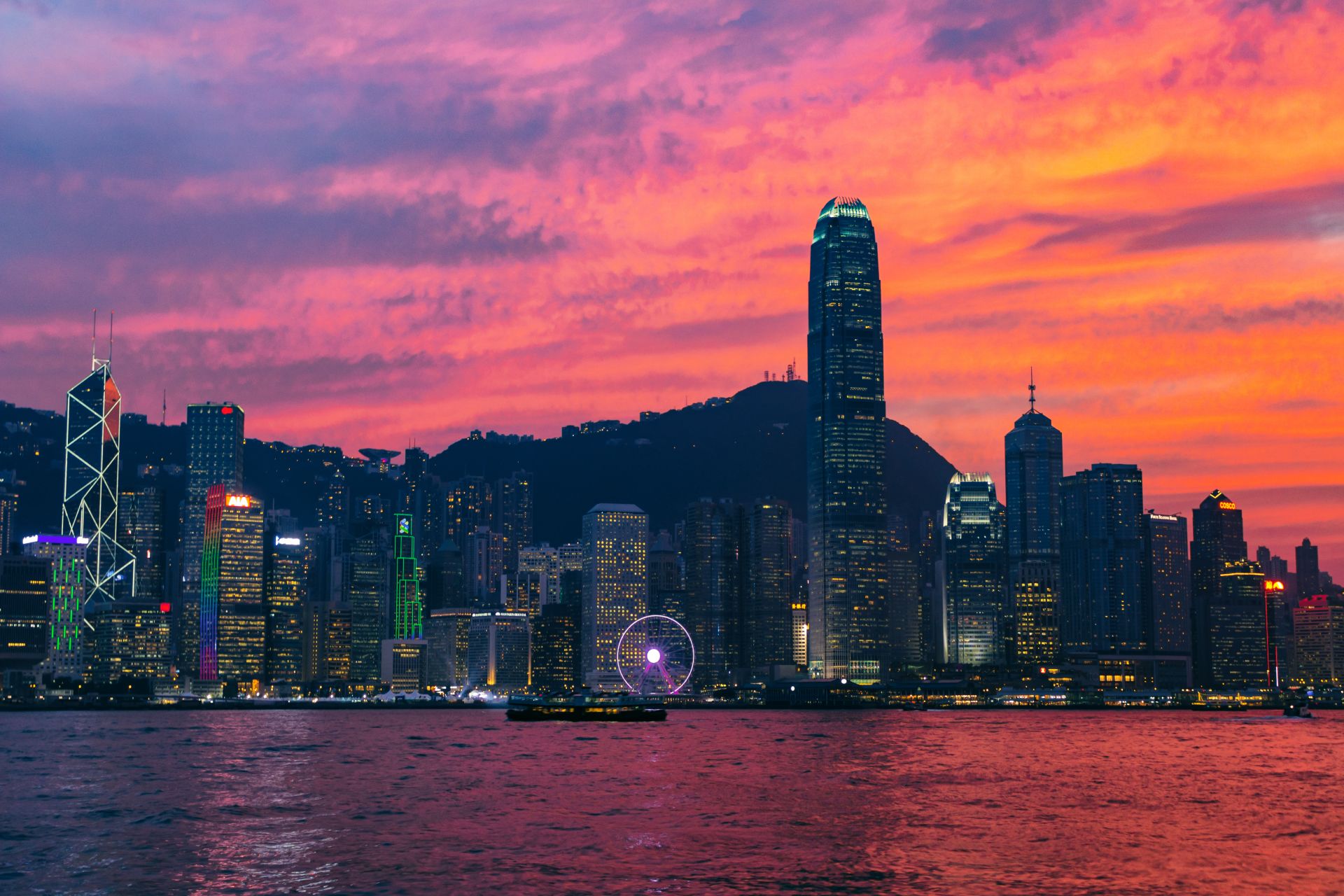 一周資訊丨加拿大1、2月移民激增近40%；美國將取消對入境旅客的新冠疫苗接種