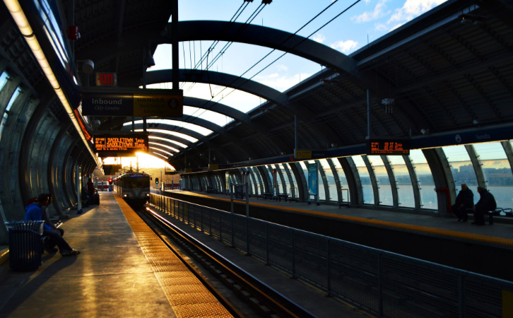 一周資訊|深圳陸路口岸試行調(diào)整健康申報；加拿大簽發(fā)新護照