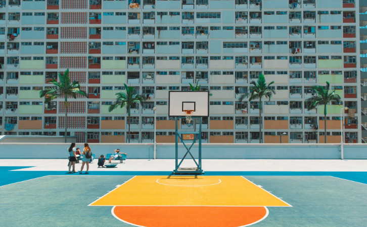 都說為了子女教育移居香港，但香港的教育到底怎么樣？真的那么好嗎？