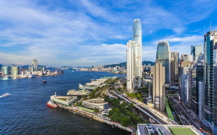 無需評分、無需事先找到工作，這條香港移居“捷徑”尤其適合這幾類人！