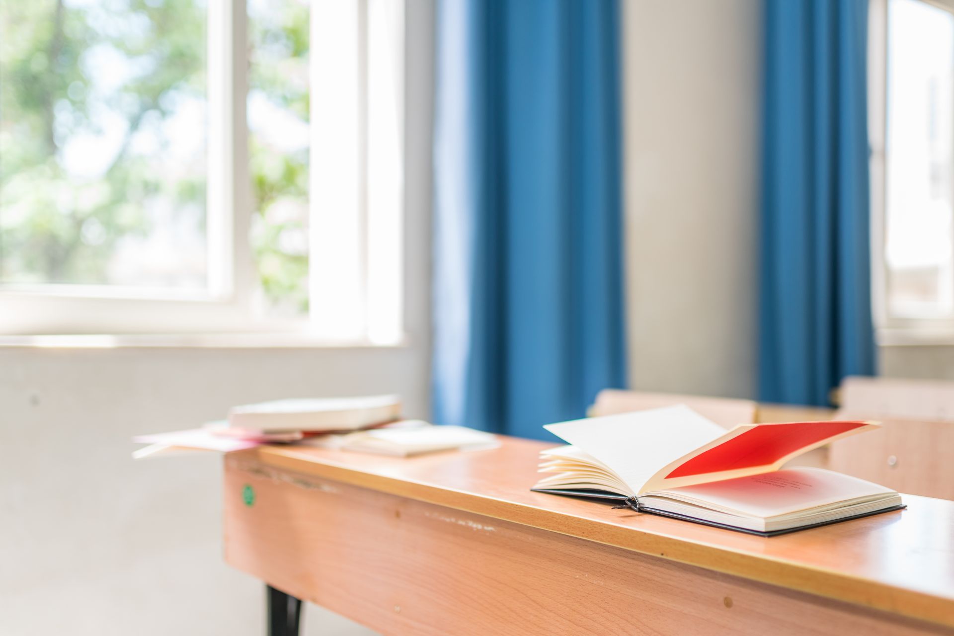 您知不知道，孩子取得香港身份升學(xué)到底有多“香”？