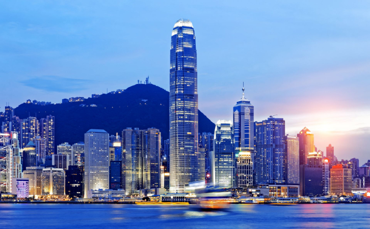 香港移居丨有錢就能拿身份，還根本無需投資？