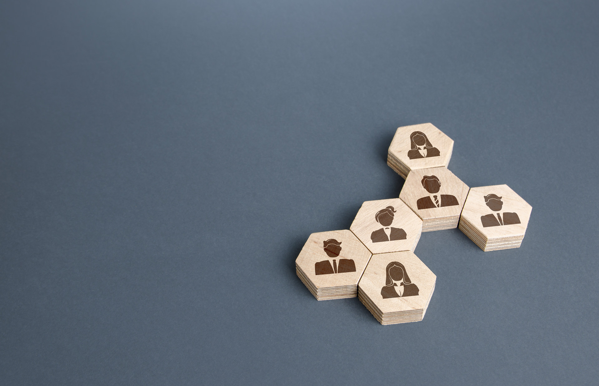 別再問優(yōu)才多少分可以拿香港身份了！它現(xiàn)在只適合這些人！想拿身份這些方式