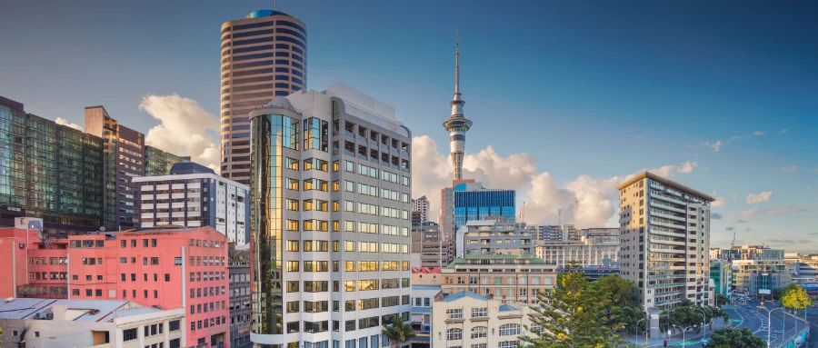 人人都想移民大國，美國人卻紛紛“涌入”這個面積僅相當于美國1/35的國家?