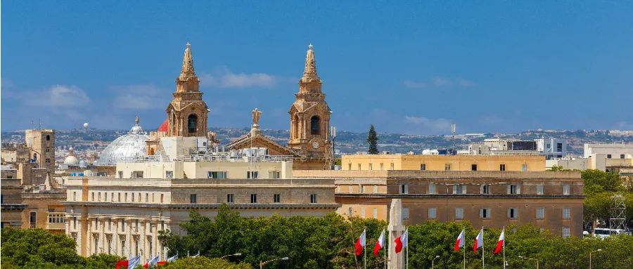 “直降”近20萬！這個國家輕松拿“綠卡”，福利不輸英美澳加