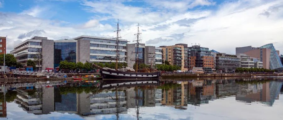 英國簡化這類人入籍要求？這個(gè)國家竟是英國+歐洲雙黃金跳板？