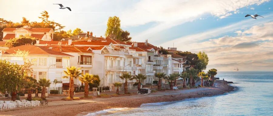 將增加30天居住時(shí)間！對(duì)比下來，這個(gè)買房就“送”大國(guó)公民身份的項(xiàng)目性價(jià)比確實(shí)是高